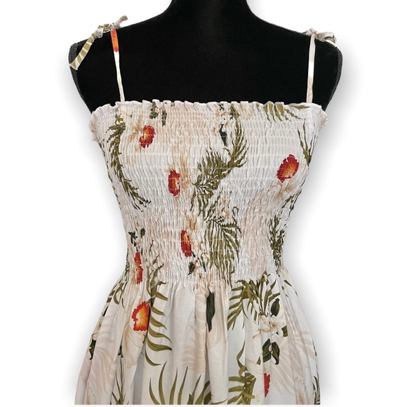 MD Fashion womens Hawaiian floral smocked maxi dress cream size Large beach pool - Picture 3 of 10